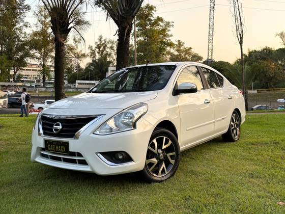 NISSAN VERSA 1.6 16V FLEX SL 4P XTRONIC NISSAN VERSA 1.6 16V FLEX SL 4P XTRONIC